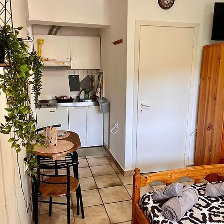 Cooper 3 Apartment Кавала Екстериор снимка