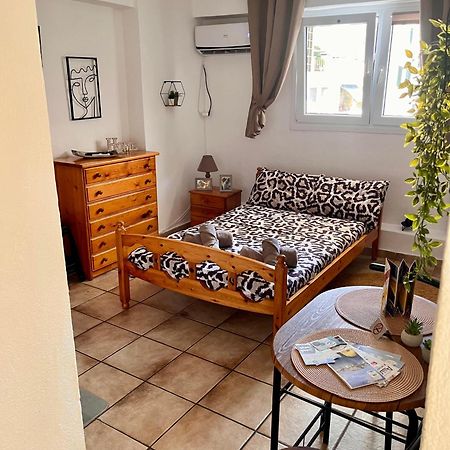 Cooper 3 Apartment Кавала Екстериор снимка